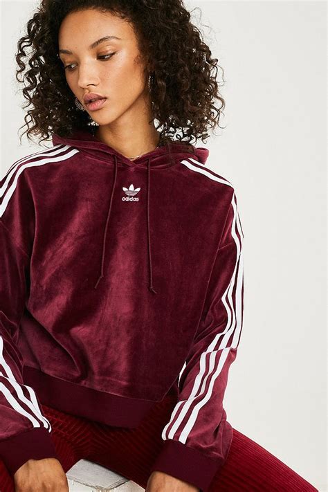 adidas cropped hoodie maroon.